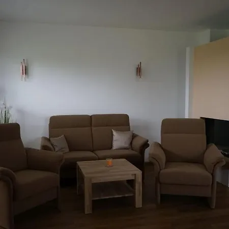 Casa de Férias In Vaschvitz With Sauna Dwarsdorf